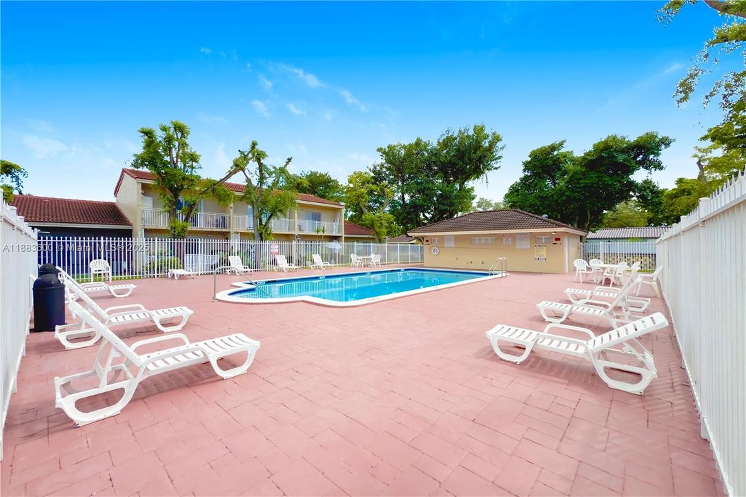 En Venta: $440,000 (3 camas, 2 baños, 1270 Pies cuadrados)