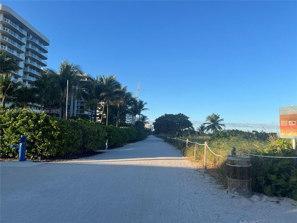 For Sale: $540,000 (2 beds, 2 baths, 1180 Square Feet)