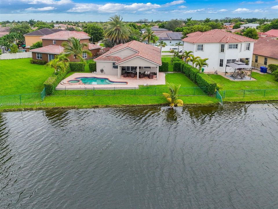 Active With Contract: $835,000 (4 beds, 3 baths, 2089 Square Feet)