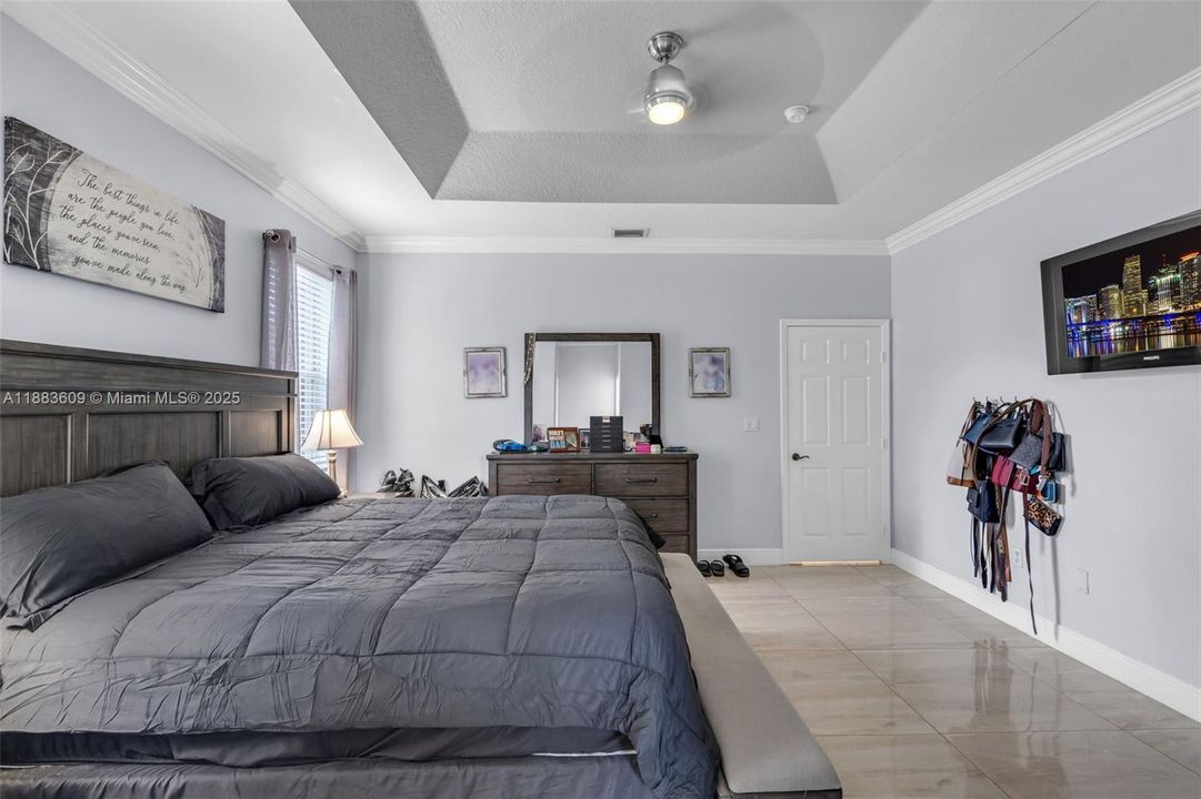 Active With Contract: $835,000 (4 beds, 3 baths, 2089 Square Feet)