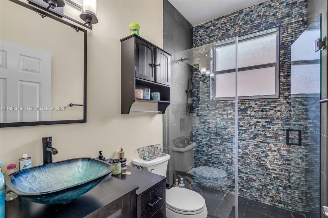 Active With Contract: $835,000 (4 beds, 3 baths, 2089 Square Feet)