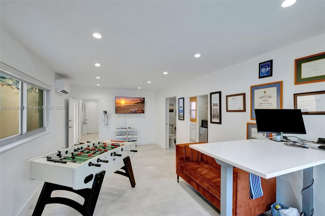 Activo con contrato: $6,920 (0 camas, 0 baños, 0 Pies cuadrados)