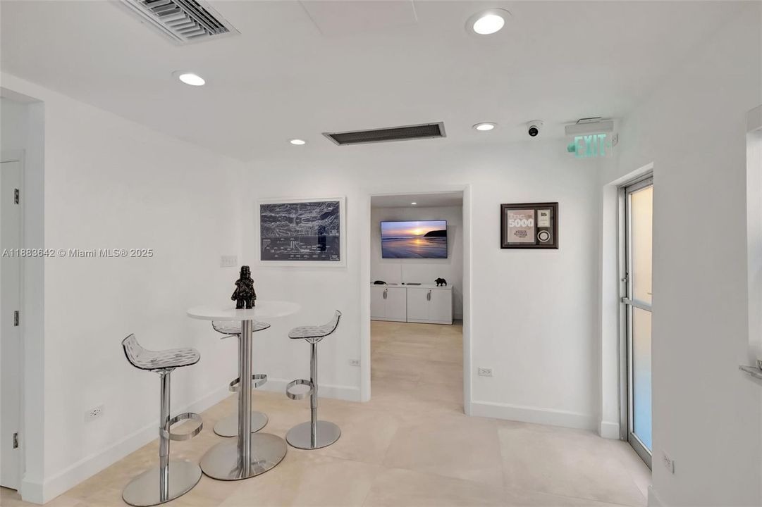 Activo con contrato: $6,920 (0 camas, 0 baños, 0 Pies cuadrados)