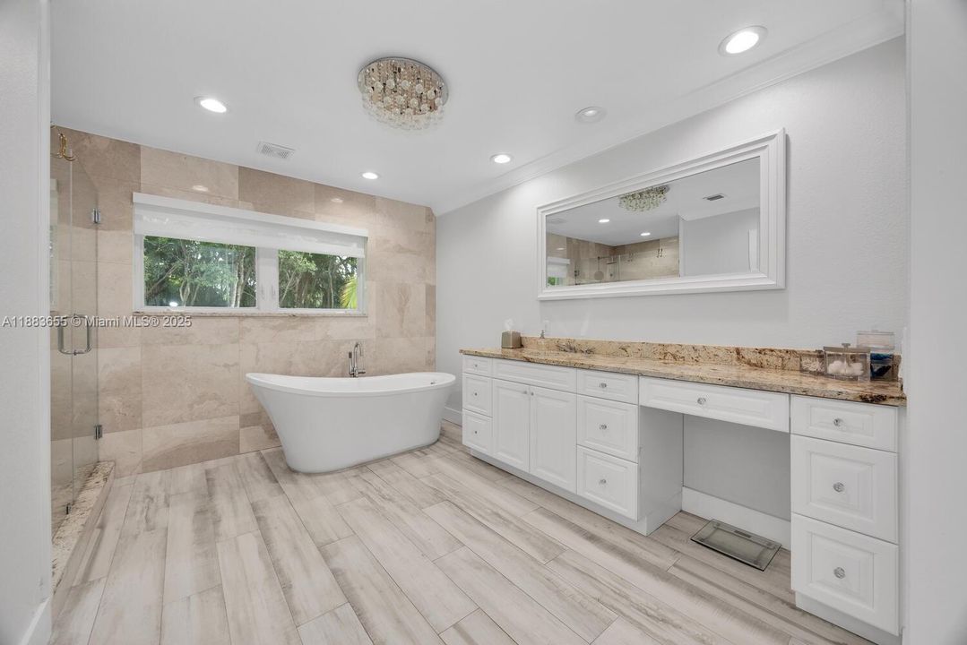 На продажу: $1,750,000 (4 спален, 2 ванн, 2473 Квадратных фут)