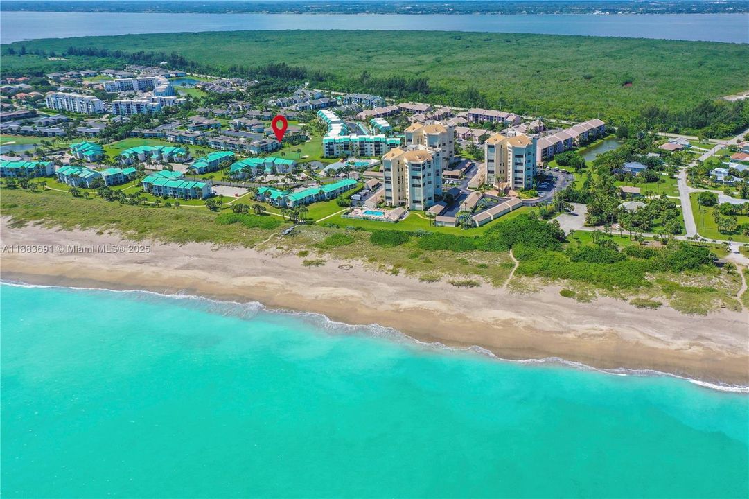 Под контрактом: $220,000 (1 спален, 1 ванн, 678 Квадратных фут)