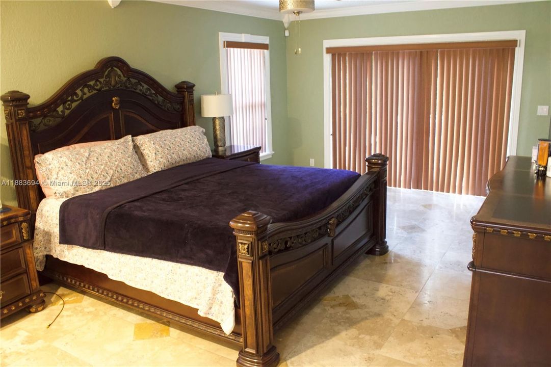 For Sale: $889,999 (4 beds, 3 baths, 3017 Square Feet)