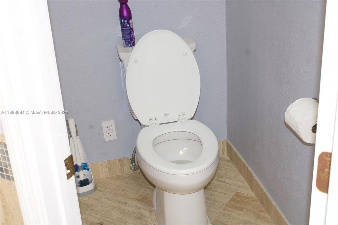 For Sale: $889,999 (4 beds, 3 baths, 3017 Square Feet)