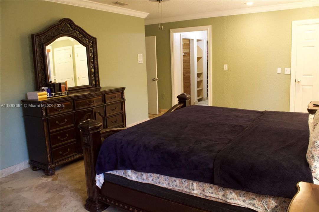 For Sale: $889,999 (4 beds, 3 baths, 3017 Square Feet)