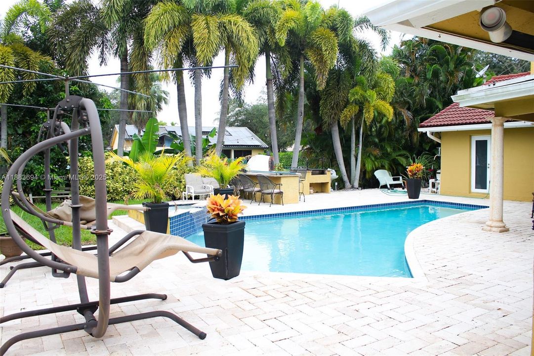 For Sale: $889,999 (4 beds, 3 baths, 3017 Square Feet)