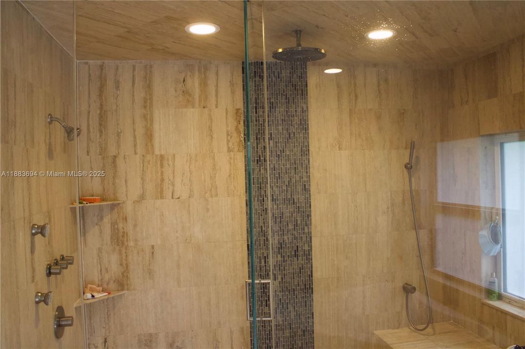 For Sale: $889,999 (4 beds, 3 baths, 3017 Square Feet)