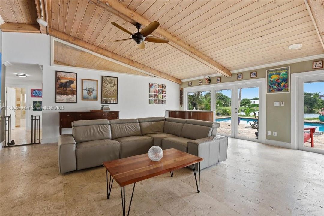 For Sale: $1,090,000 (4 beds, 3 baths, 2465 Square Feet)