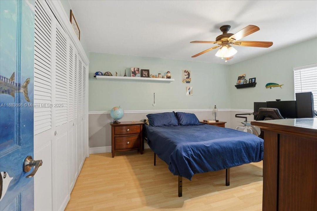 For Sale: $1,090,000 (4 beds, 3 baths, 2465 Square Feet)