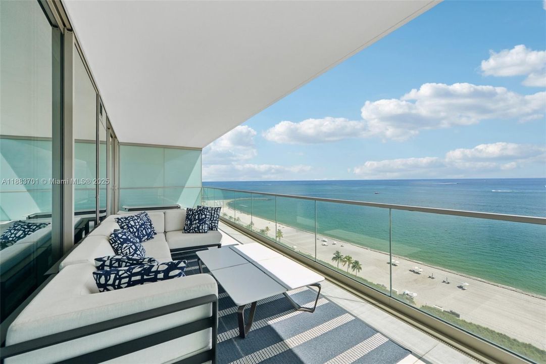 На продажу: $10,950,000 (3 спален, 4 ванн, 3264 Квадратных фут)