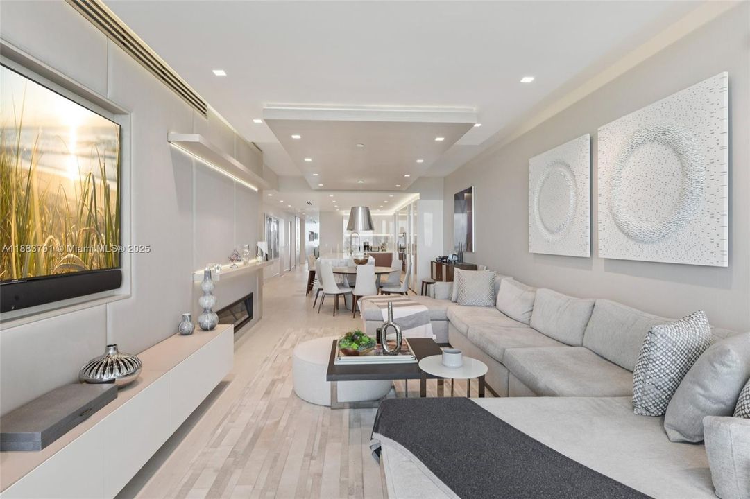 На продажу: $10,950,000 (3 спален, 4 ванн, 3264 Квадратных фут)