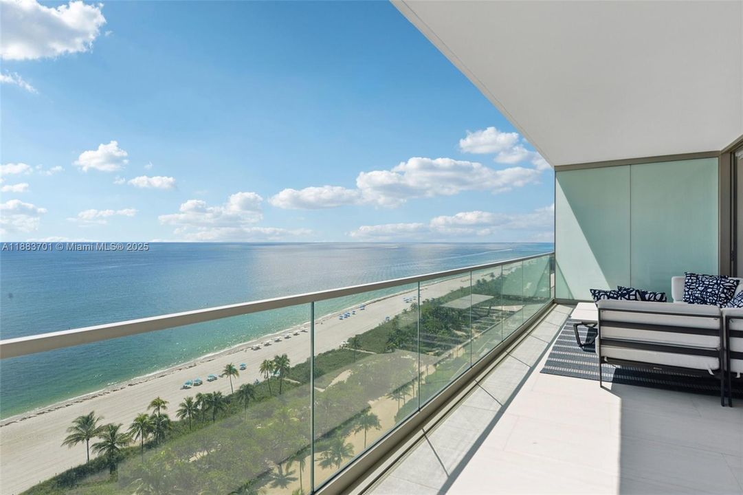 На продажу: $10,950,000 (3 спален, 4 ванн, 3264 Квадратных фут)