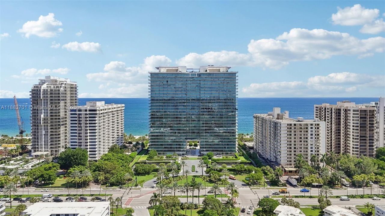 На продажу: $10,950,000 (3 спален, 4 ванн, 3264 Квадратных фут)