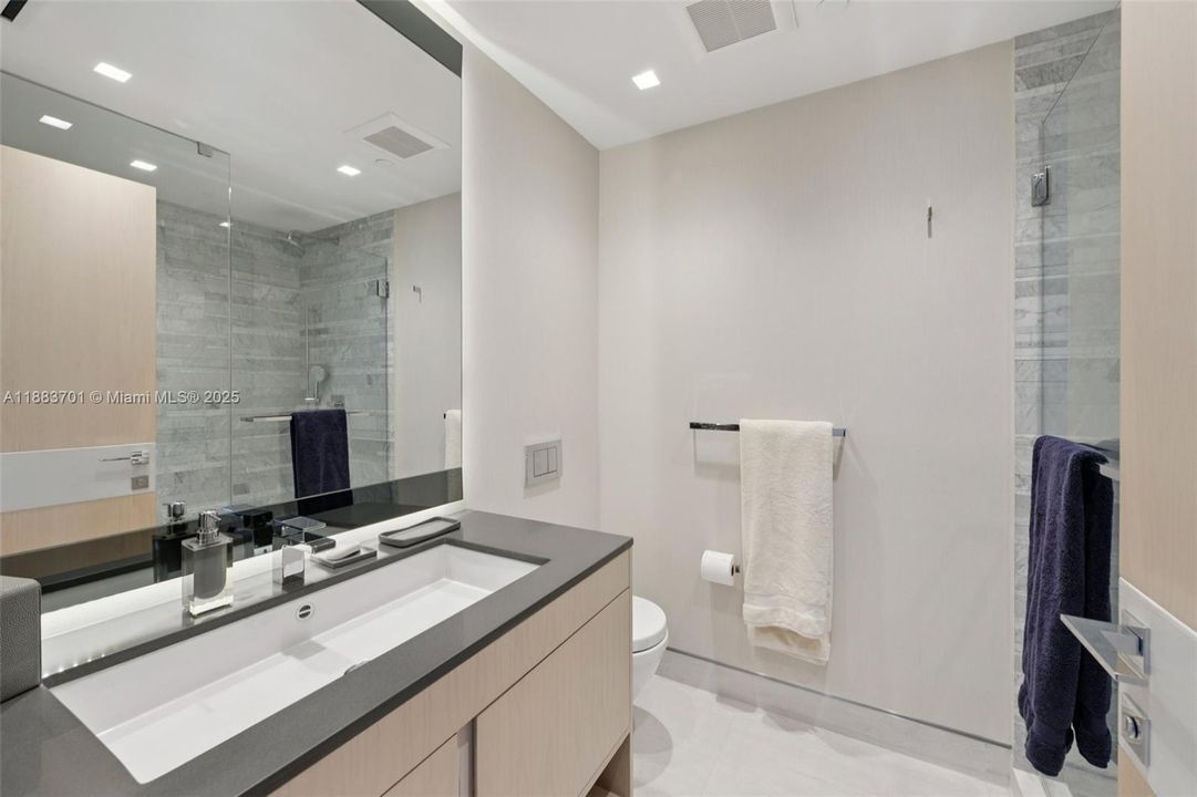 На продажу: $10,950,000 (3 спален, 4 ванн, 3264 Квадратных фут)