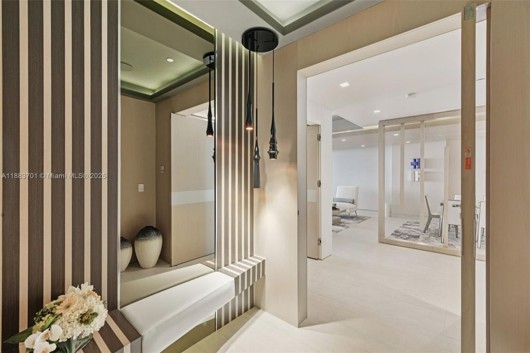 На продажу: $10,950,000 (3 спален, 4 ванн, 3264 Квадратных фут)