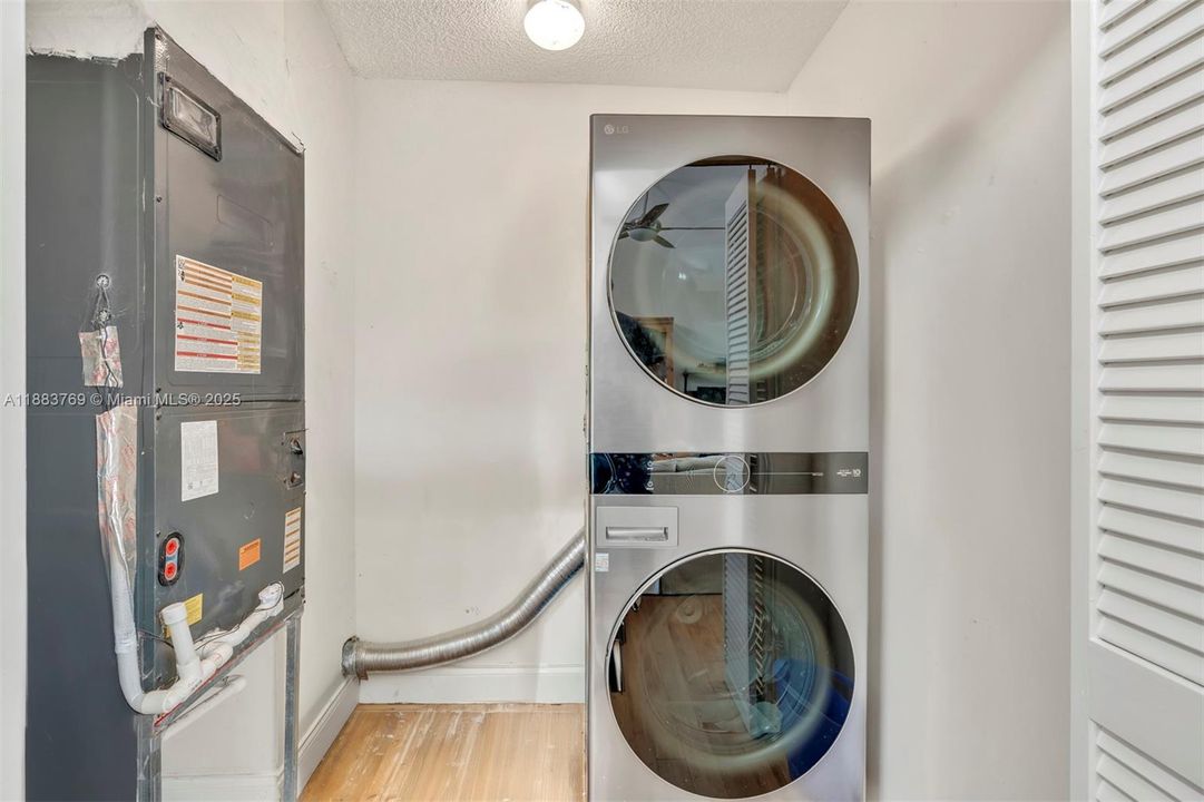 待售: $379,900 (3 贝兹, 2 浴室, 1427 平方英尺)