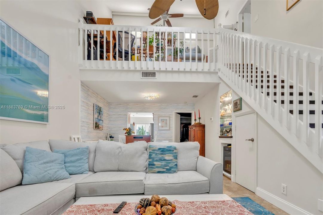 待售: $379,900 (3 贝兹, 2 浴室, 1427 平方英尺)