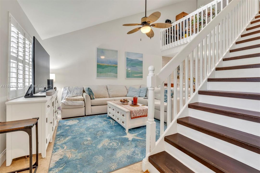 待售: $379,900 (3 贝兹, 2 浴室, 1427 平方英尺)