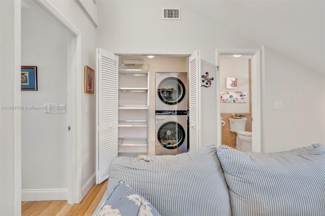 待售: $379,900 (3 贝兹, 2 浴室, 1427 平方英尺)