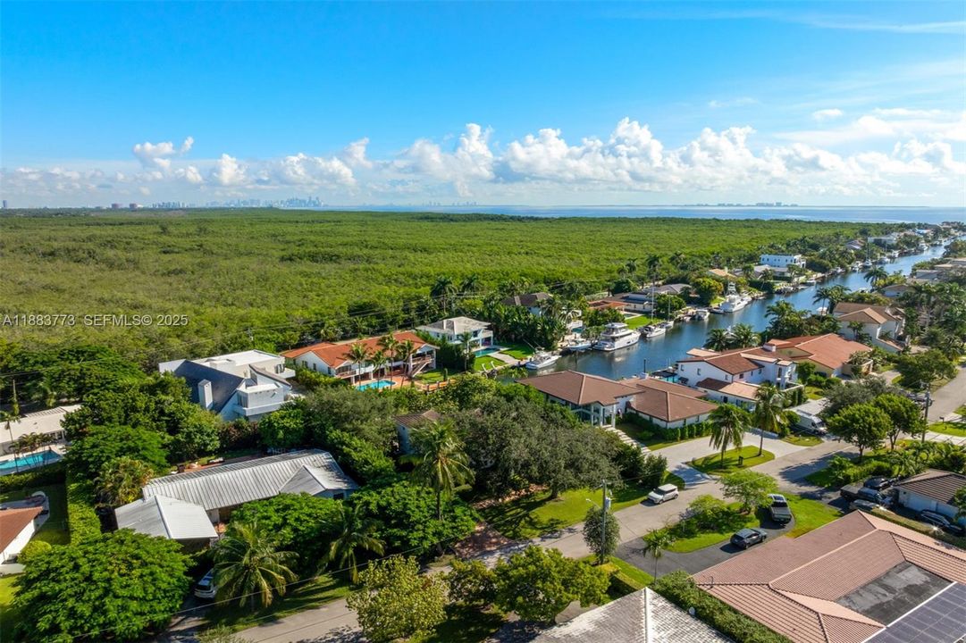 For Sale: $5,200,000 (4 beds, 4 baths, 3601 Square Feet)