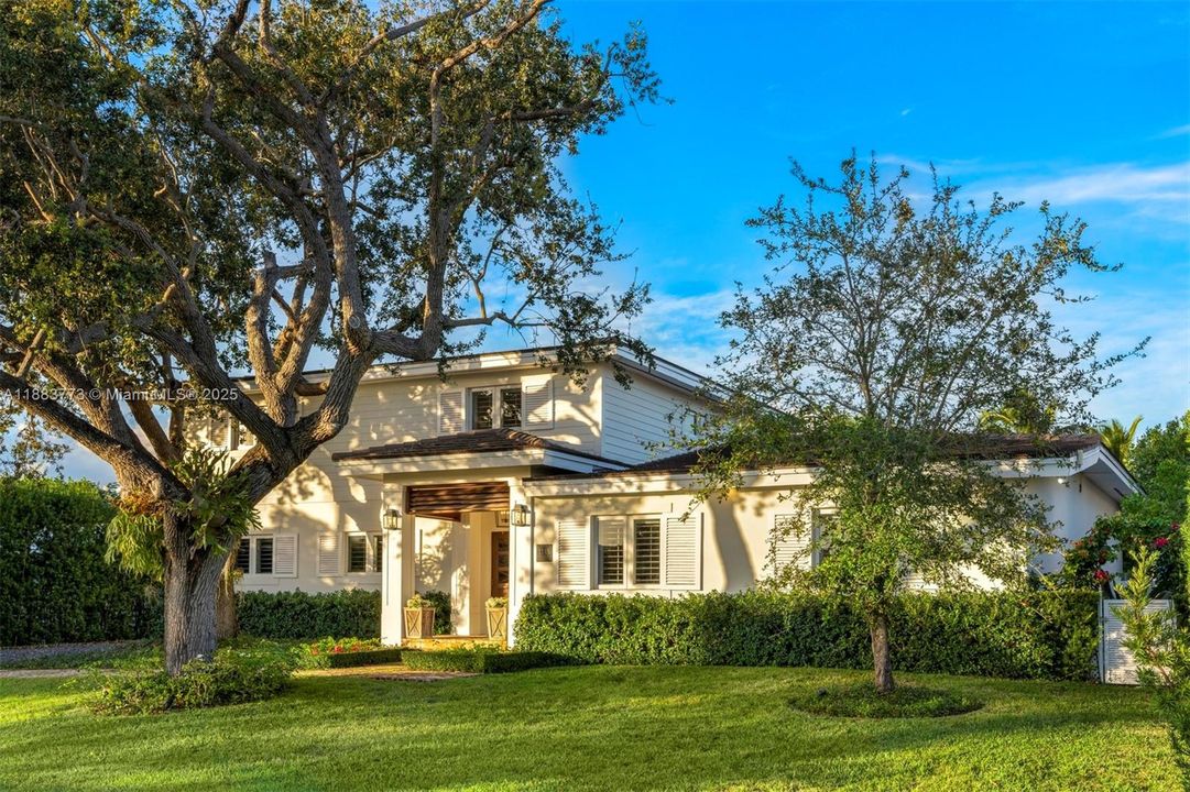 For Sale: $5,200,000 (4 beds, 4 baths, 3601 Square Feet)