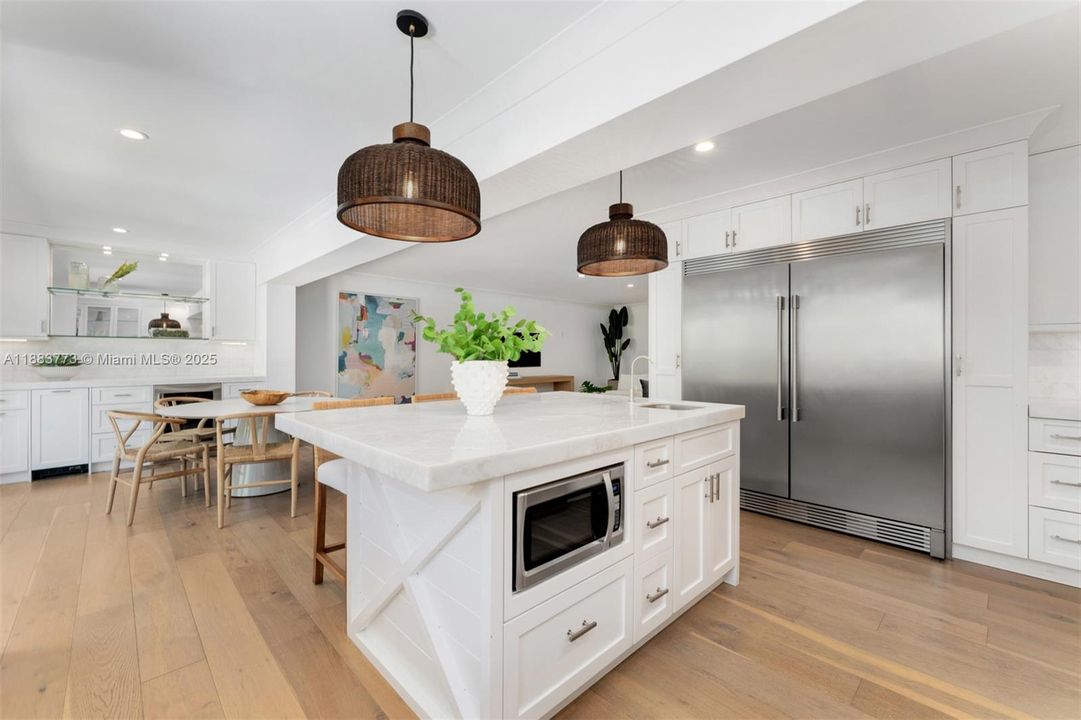 For Sale: $5,200,000 (4 beds, 4 baths, 3601 Square Feet)