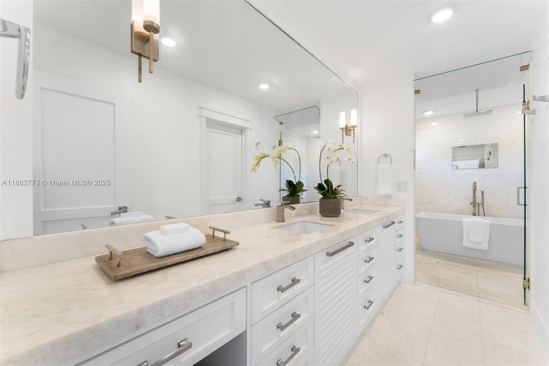 For Sale: $5,200,000 (4 beds, 4 baths, 3601 Square Feet)