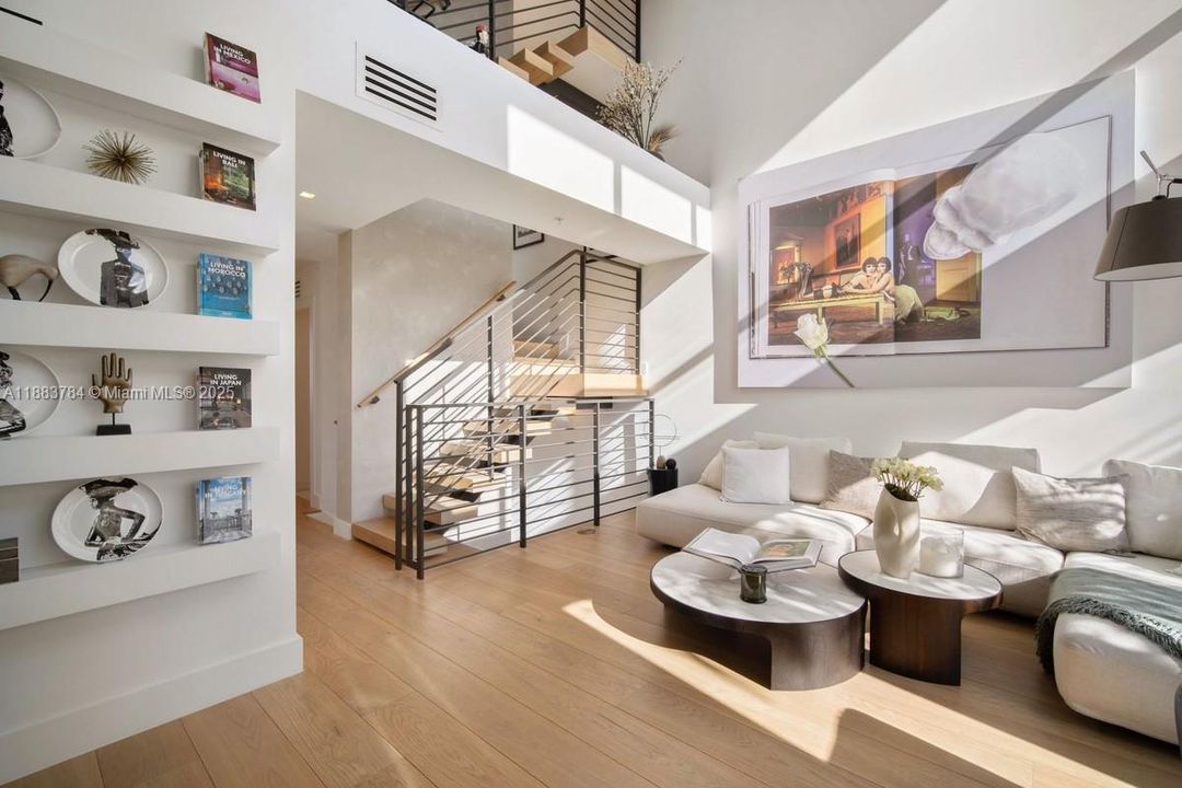 Active With Contract: $1,874,900 (3 beds, 3 baths, 2508 Square Feet)