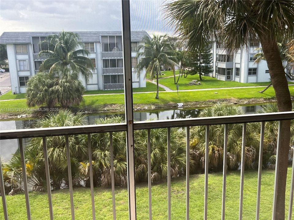 Activo con contrato: $259,000 (3 camas, 2 baños, 1194 Pies cuadrados)