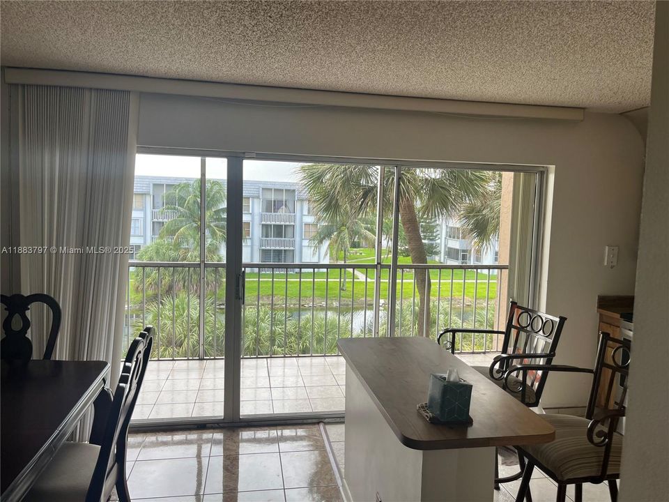 Activo con contrato: $259,000 (3 camas, 2 baños, 1194 Pies cuadrados)