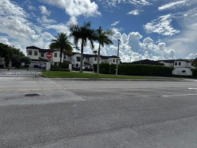 На продажу: $539,000 (4 спален, 3 ванн, 2213 Квадратных фут)