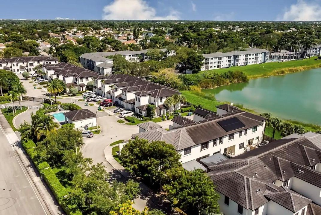 На продажу: $539,000 (4 спален, 3 ванн, 2213 Квадратных фут)