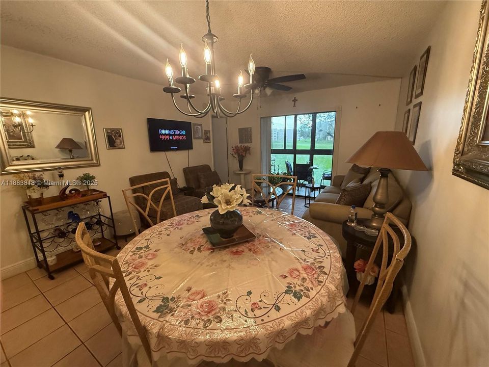 На продажу: $82,000 (1 спален, 1 ванн, 795 Квадратных фут)