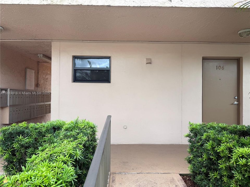 На продажу: $82,000 (1 спален, 1 ванн, 795 Квадратных фут)