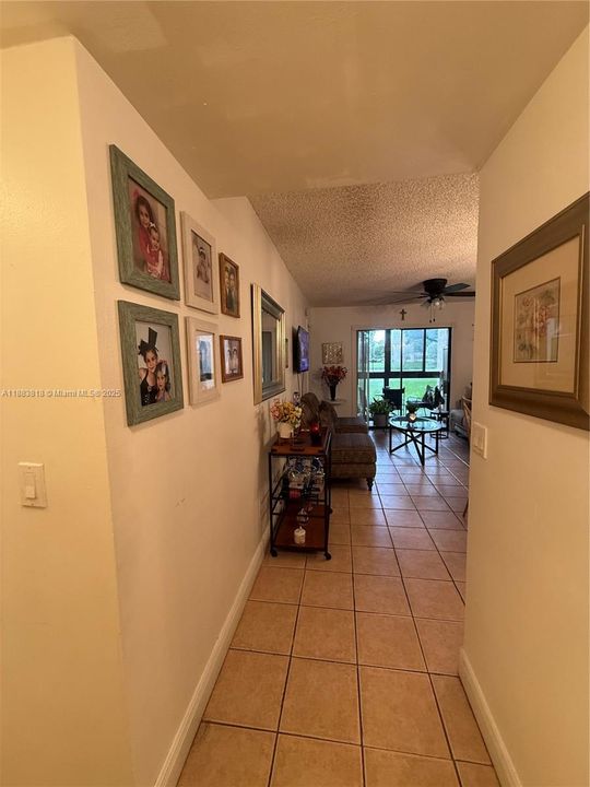 На продажу: $82,000 (1 спален, 1 ванн, 795 Квадратных фут)