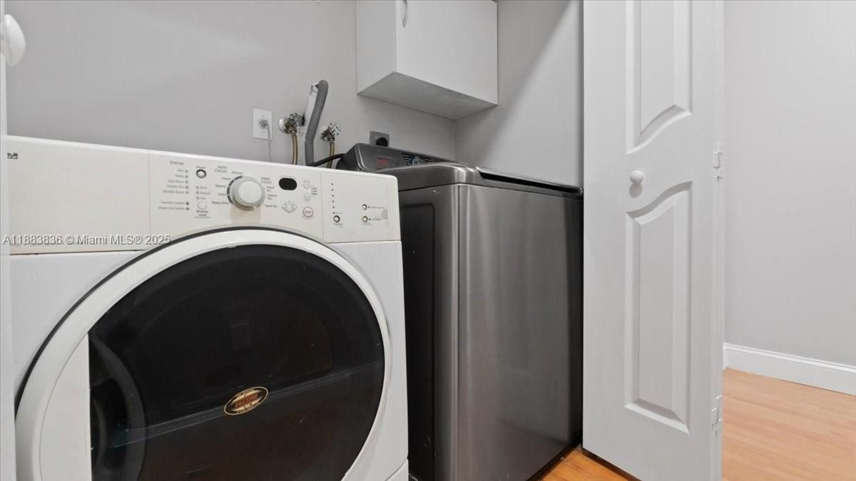 Недавно арендовано: $3,800 (4 спален, 2 ванн, 2030 Квадратных фут)