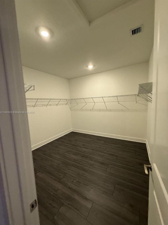 В аренду: $6,600 (4 спален, 3 ванн, 3263 Квадратных фут)