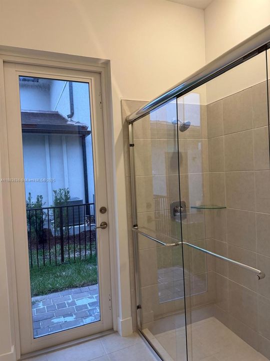 В аренду: $6,600 (4 спален, 3 ванн, 3263 Квадратных фут)