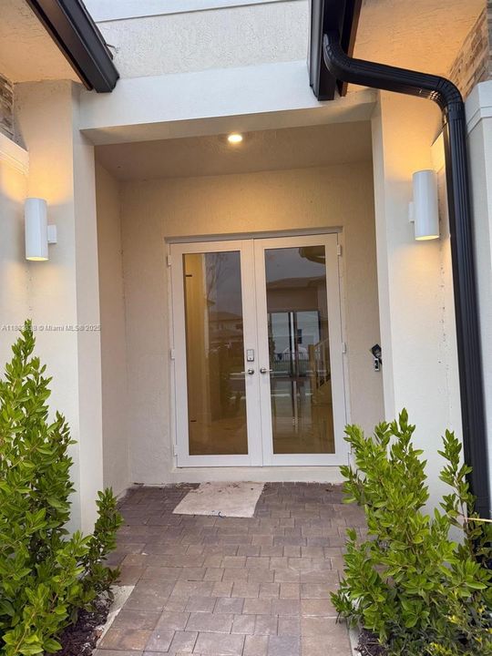 В аренду: $6,600 (4 спален, 3 ванн, 3263 Квадратных фут)