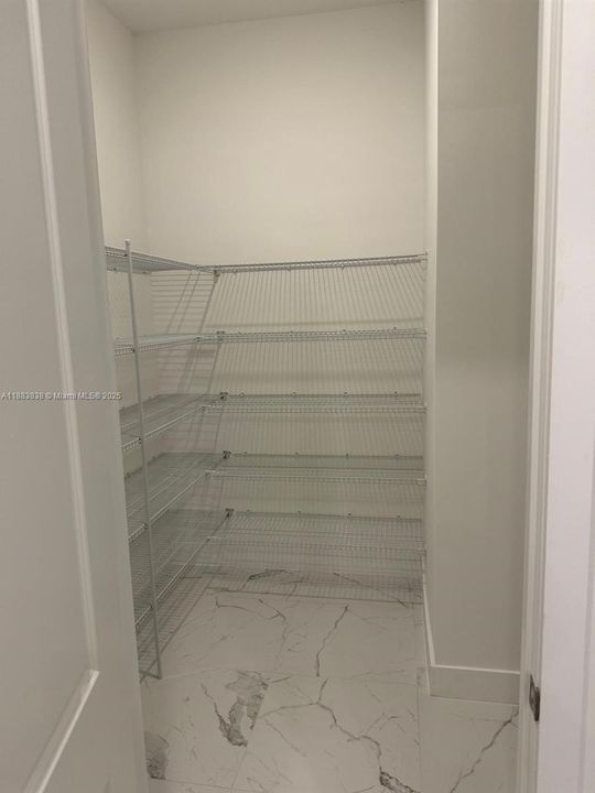 В аренду: $6,600 (4 спален, 3 ванн, 3263 Квадратных фут)