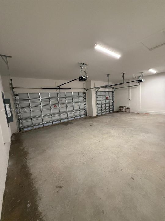 В аренду: $6,600 (4 спален, 3 ванн, 3263 Квадратных фут)