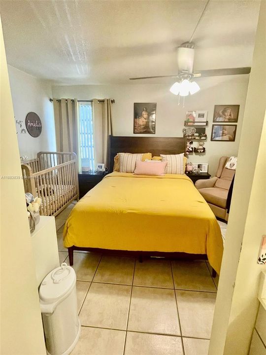 Activo con contrato: $290,000 (2 camas, 2 baños, 965 Pies cuadrados)