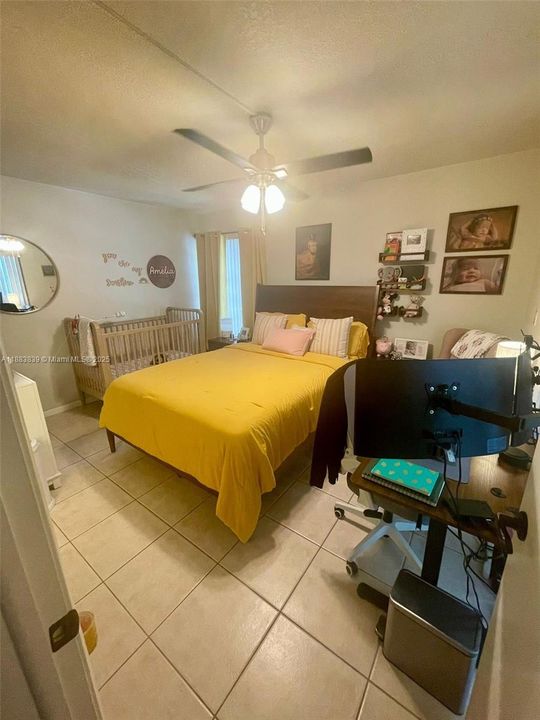 Activo con contrato: $290,000 (2 camas, 2 baños, 965 Pies cuadrados)