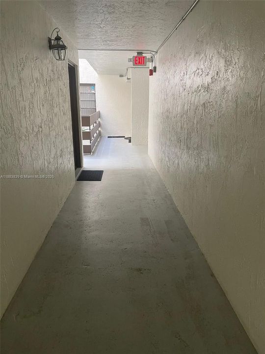 Activo con contrato: $290,000 (2 camas, 2 baños, 965 Pies cuadrados)