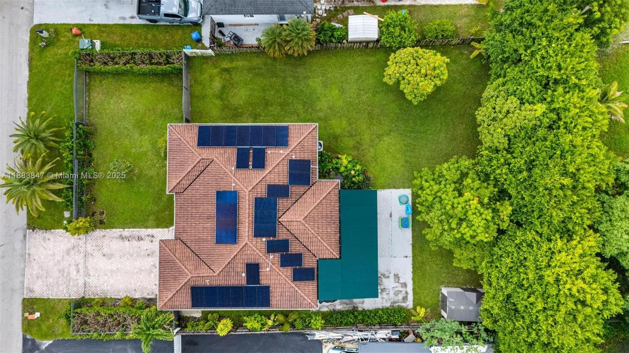 合同活跃: $875,000 (3 贝兹, 2 浴室, 1676 平方英尺)