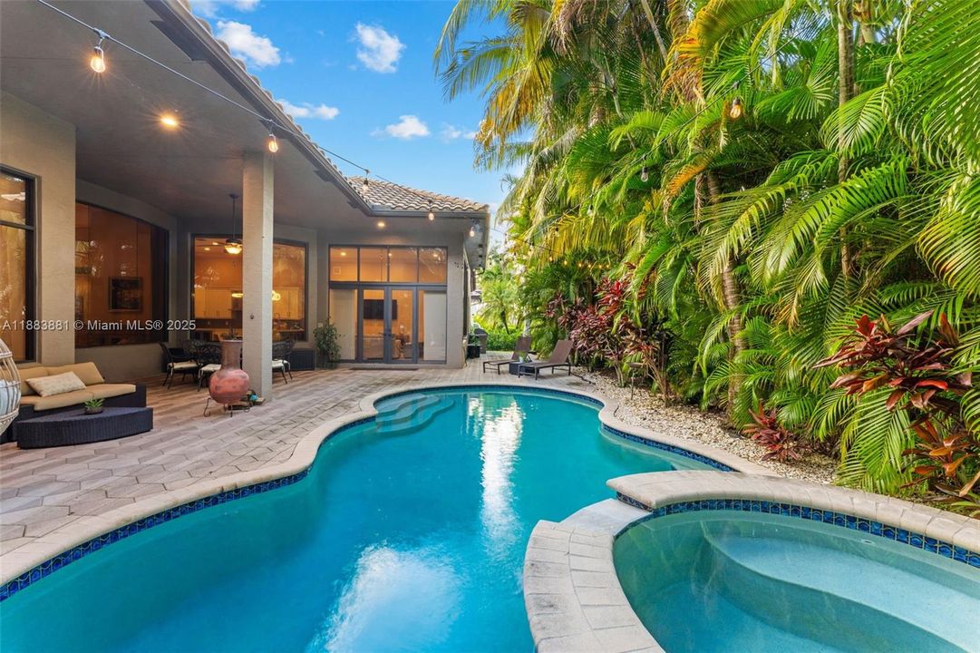 待售: $1,799,900 (5 贝兹, 3 浴室, 3192 平方英尺)