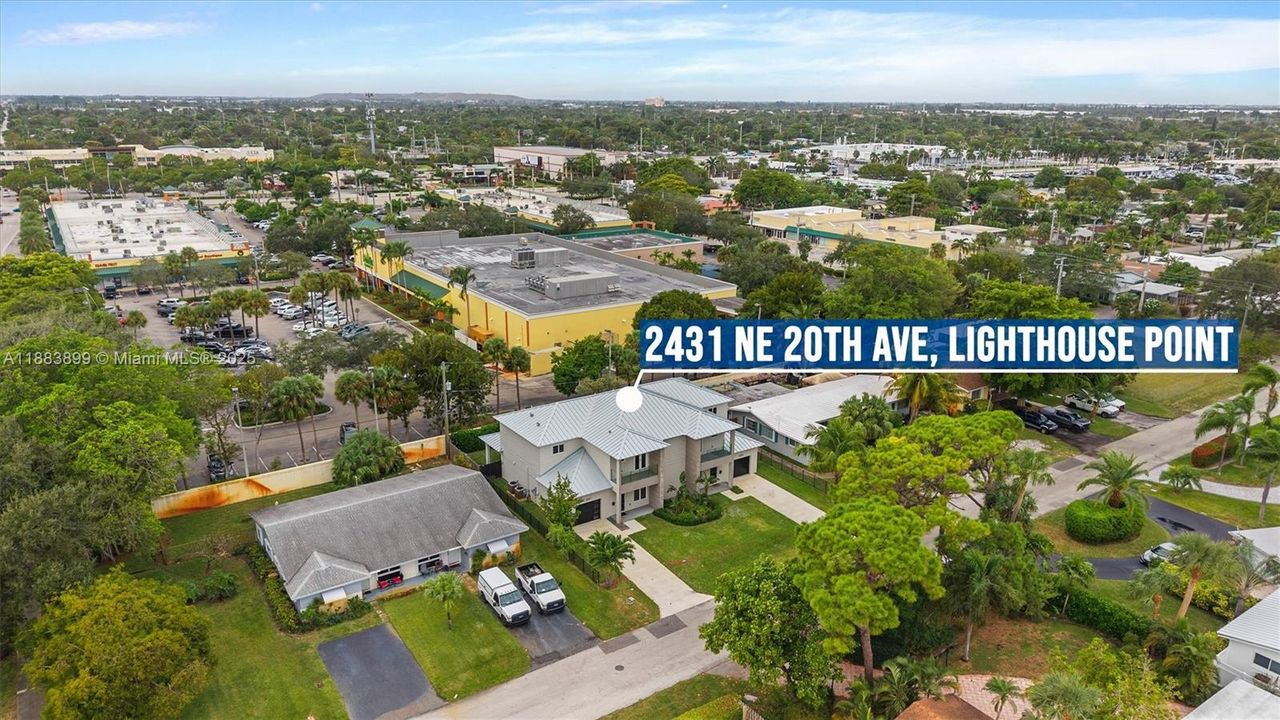 For Sale: $2,500,000 (6 beds, 6 baths, 5754 Square Feet)